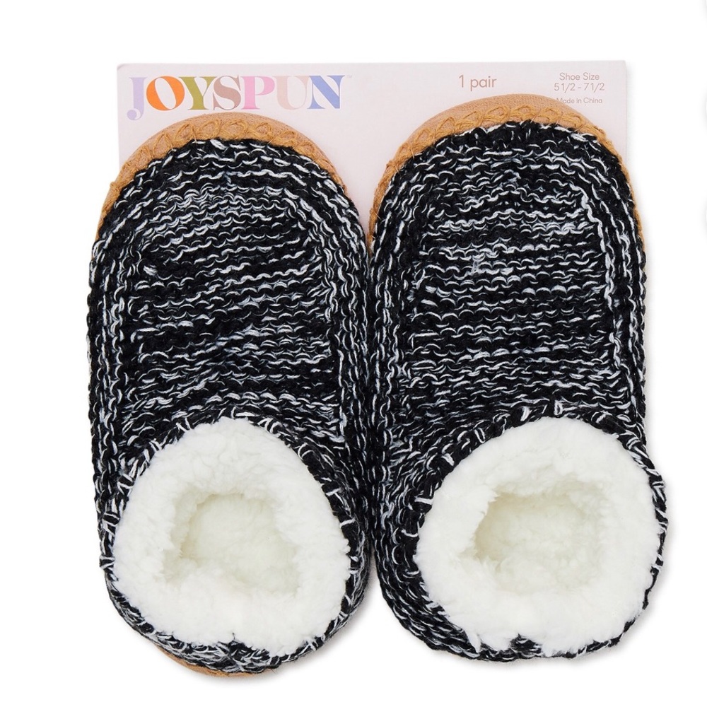 Marbled black & white knit faux fur lining faux suede traction sole house shoes